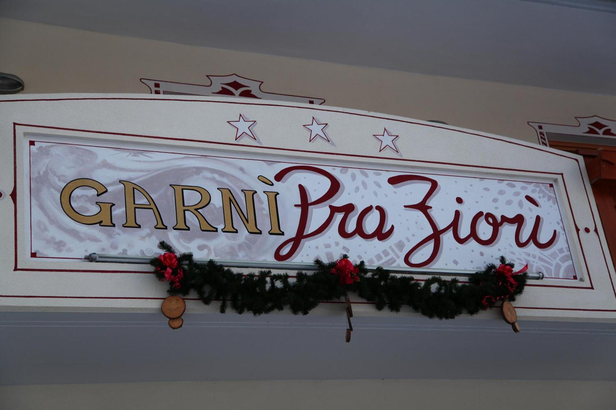 Hotel Garnì Prà Fiorì Campitello di Fassa Esterno foto