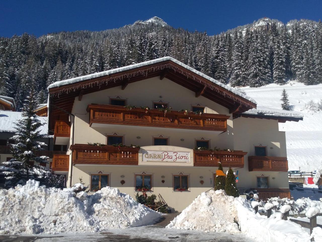 Hotel Garnì Prà Fiorì Campitello di Fassa Esterno foto